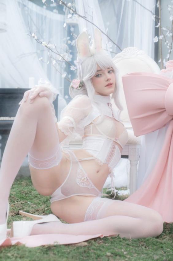 CandyBall – Soft Easter[38P-157MB]